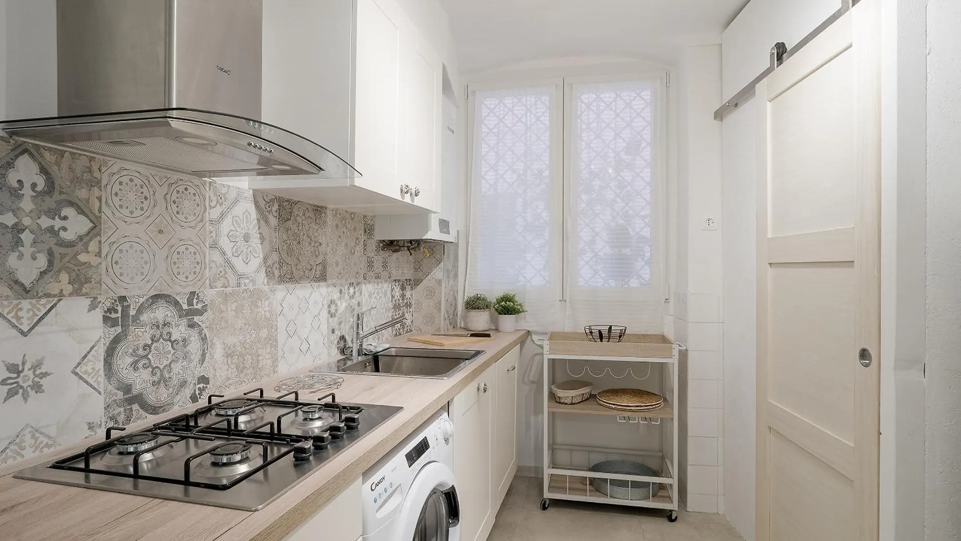Apartment Azurea Home Central & Roomy Flat Sanremo