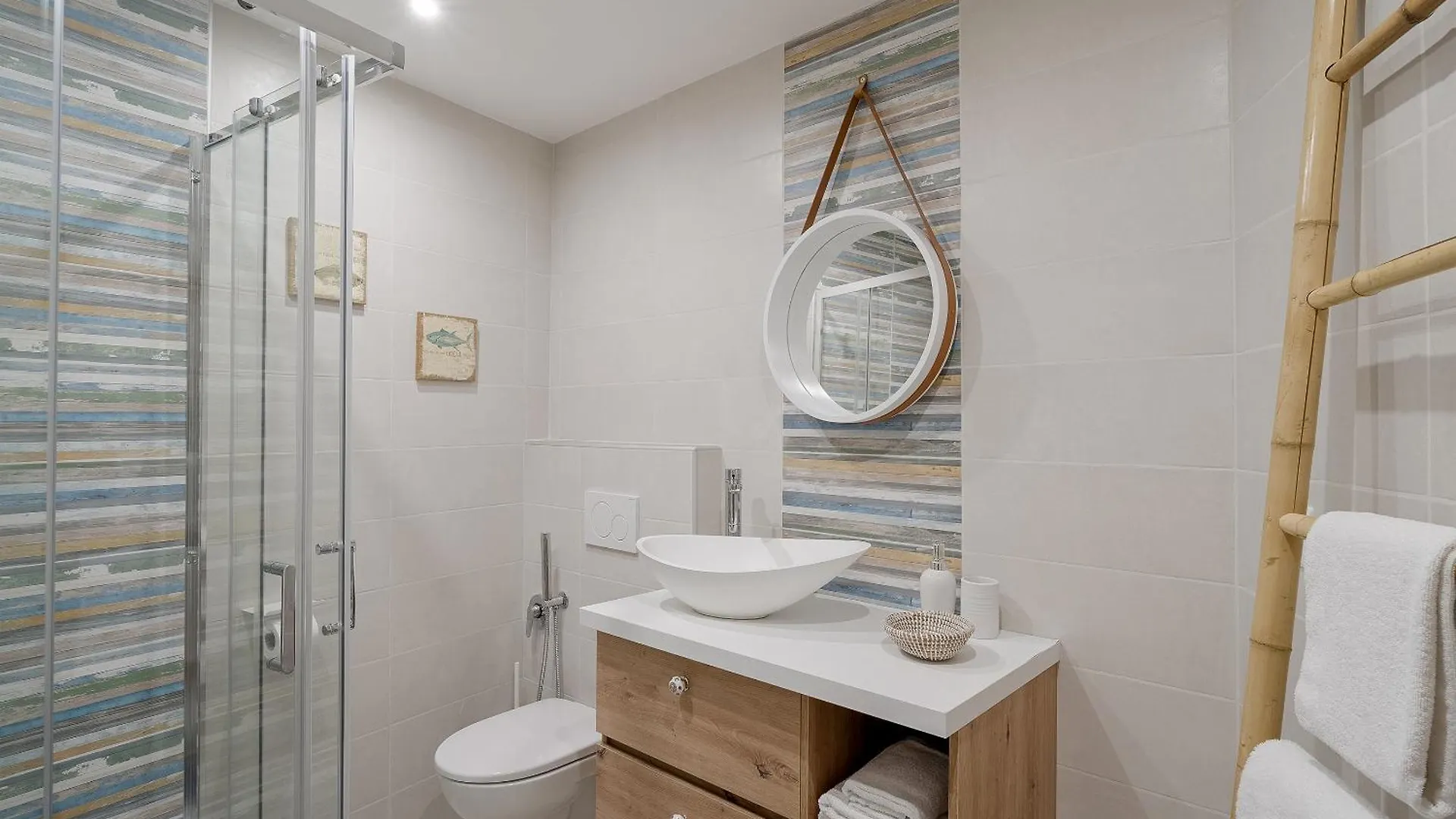 Azurea Home Central & Roomy Flat Sanremo Apartment